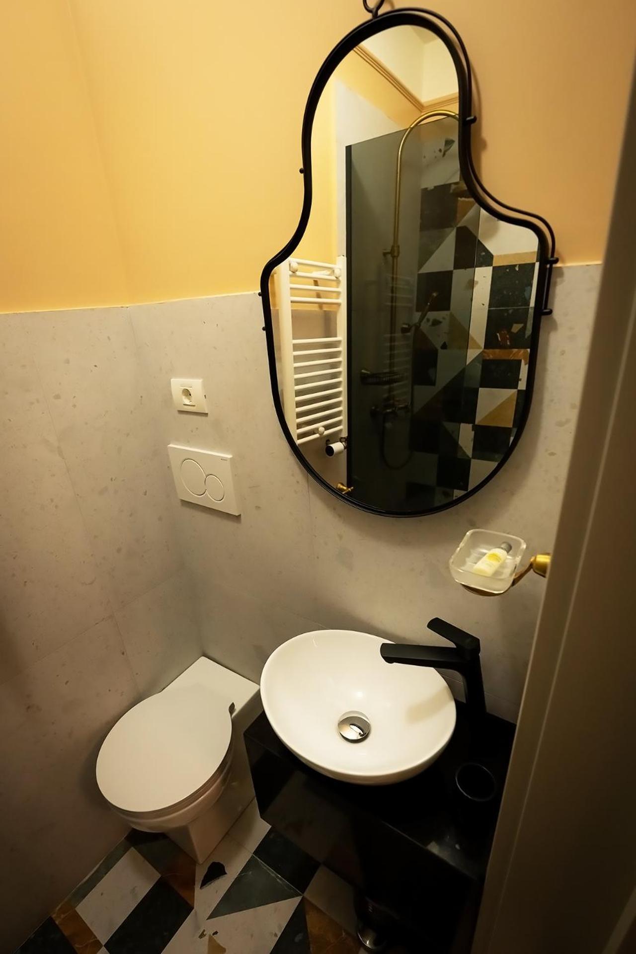 Hotel Tempus à Bucarest Extérieur photo