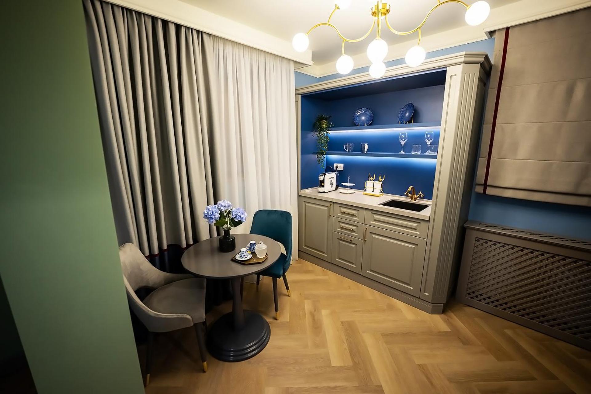 Hotel Tempus à Bucarest Extérieur photo