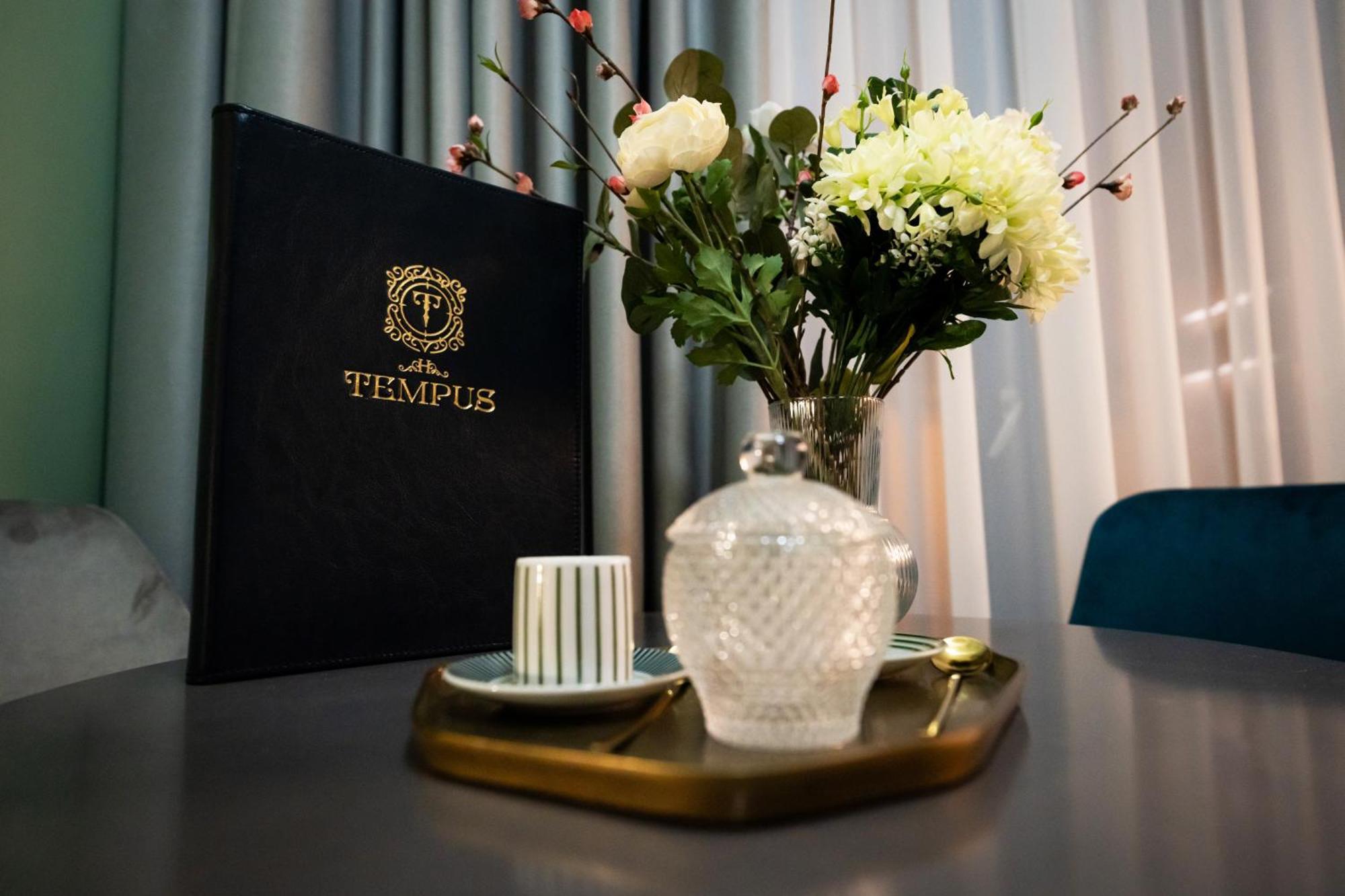 Hotel Tempus à Bucarest Extérieur photo